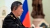 Menteri Pertahanan China Jenderal Li Shangfu berbicara dengan Presiden Rusia Vladimir Putin dan Menteri Pertahanan Sergei Shoigu selama pembicaraan di Kremlin di Moskow, Rusia, 16 April 2023. (Foto: Pavel Bednyakov, Sputnik, Kremlin via AP)