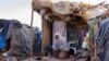 La crise sécuritaire au Mali se double d'une crise humanitaire et politique profonde.