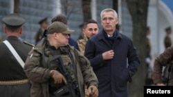 Єнс Столтенберґ у Києва 20 квітня 2023 р.