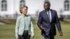 La présidente de la Commission européenne Ursula von der Leyen et le président kényan William Ruto.