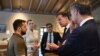 Президент Володимир Зеленський з керівниками держав - учасниць «коаліції F-16 для України»: прем’єр-міністрка Данії Метте Фредеріксен, прем’єр Великої Британії Ріші Сунак, прем’єр Нідерландів Марк Рютте і прем’єр Бельгії Александер Де Кру на зустрічі в Молдові 1 червня 2023 р.