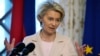 La presidenta de la Comisión Europea, Ursula von der Leyen, en una conferencia de prensa conjunta con el presidente filipino, Ferdinand Marcos Jr., (no mostrado), en el Palacio Presidencial de Malacanang en Manila, el 31 de julio de 2023.