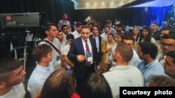 Sarvan Cəfərov İsraildə. təhsil alan tələbləlrələ görüşüb (Rəsmi foto)