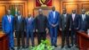 Président Félix Tshisekedi (G4) kati kati ya balakisi bilongi ya ba tutsi na Ekolo Congo démocratique, na Cité ya Union africaine, 10 novembre 2022, (Twitter/Présidence RDC)