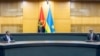 Président Paul Kagame ya Rwanda (D) ayambi ma mesa ya molayi président Joao Lourenço ya Angola mpe mokambi ya CIRGL (Likita lya bikolo bya bitima minene to Grands lacs), na Urugwiro village, Rwanda, 11 sanza ya zomi na moko 2022. (Twitter/Présidence Rwand