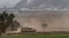 Un char de l’armée israélienne près de la frontière de la bande de Gaza, dans le sud d’Israël, le 23 décembre 2023.
