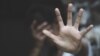 Dua dari setiap tiga perempuan muda di Inggris telah mengalami  pelecehan seksual, intimidasi atau pelecehan verbal di tempat kerja, menurut sebuah survei yang diterbitkan pada Jumat (12/5). 
