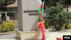 Bayraq (Arxiv foto, mənbə VOA)