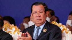 ព័ត៌មានពេលព្រឹក ៤​ តុលា៖ លោក ហ៊ុន សែន ​ថា​លោក​ប្រើ​យុទ្ធសាស្រ្ត​រុញ​ទូក​បណ្តោយ​ទឹក ដោយ​ប្រើ​លុយ និង​នារី​ជា​អន្ទាក់