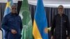 Président Oaul Kagame ya Rwanda (G) na Président Félix Tshisekedi (D) na Rubavu, Rwanda, 25 juin 2021.