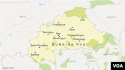 Peta kawasan Burkina Faso, menampilkan letak kota Ouagadougou, Bobo-Dioulasso, Koudougou, Ouahigouya, Banfora, Dedougou, Kaya, Dori, Tenkodogo, dan Reo.