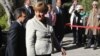  Başbakan Angela Merkel anketlerde önde gidiyor