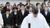 2015年1月5日日本首相安倍晋三（中）和内阁部长访问伊势神宫
