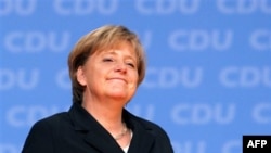 Alman zenginler Başbakan Merkel'i kendilerinden daha çok vergi almaya çağırıyor
