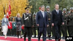 Almanlar Cumhurbaşkanının Görevde Kalmasından Yana