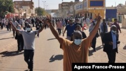 Waandamanaji wa Sudan wanaopinga utawala wa kijeshi. Januari 6, 2022