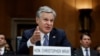 Direktur Biro Investigasi Federal (FBI), Christopher Wray, bersaksi dalam sidang dengan anggota Senat AS, di Gedung Capitol, Washington, pada 31 Oktober 2023. (Foto: Reuters/Jonathan Ernst)