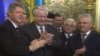 Підпис договору про ядерне роззброєння.