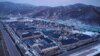 Pemandangan tampak atas dari Wisma Atlet untuk pagelaran Olimpiade Musim Dingin Beijing 2022, yang berlokasi di Zhangjiakou, Hebei, China. Foto Diambil pada 20 November 2021. (Foto: Reuters/Thomas Suen)
