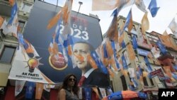 Türkiye'deki Siyasi Gerginliğe Tepki