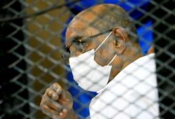 FILE - Rais wa Sudan aliyepinduliwa Omar al-Bashir