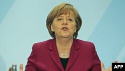 Merkel'in Partisi Yine Hezimete Uğradı