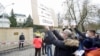 Протест під російським посольством у Празі, 18 квітня 2021, REUTERS